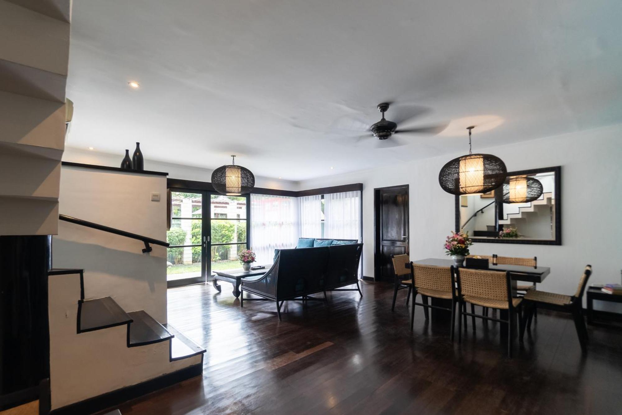 Four On Drupadi Villa Seminyak  Exterior photo