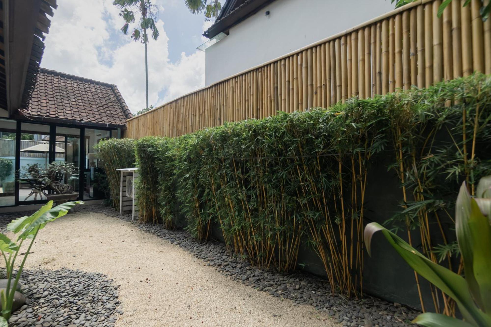 Four On Drupadi Villa Seminyak  Exterior photo